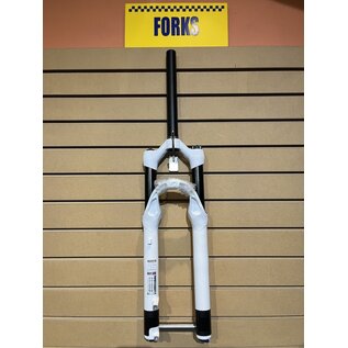 Manitou Circus Expert Suspension Fork - 26", 100 mm, 20 x 110 mm, 41 mm Offset, Gloss White, Straight Steerer