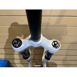 Manitou Circus Expert Suspension Fork - 26", 100 mm, 20 x 110 mm, 41 mm Offset, Gloss White, Straight Steerer