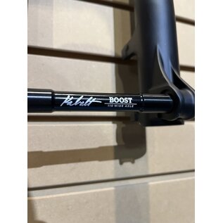 Bomber Z2 27.5in Marzocchi 140 RAIL  Sweep-Adj Matte Blk Std/Matte Blk Logo Kabolt 110 BLK 1.5 T 44mm Rake YE AM