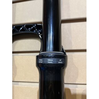 ROCK SHOX LYRIK ULTIMATE RC2 DEBONAIR  2915B T42 DB180 BK