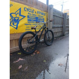 CUSTOM DARTMOOR 26PLAYER PIKE DJ  BLACK / SILVER