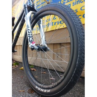 CUSTOM DARTMOOR 26PLAYER PIKE DJ  BLACK / SILVER