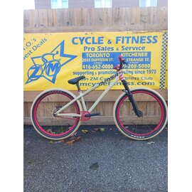 CUSTOM DARTMOOR 26PLAYER PRO RED / SANDSTORM