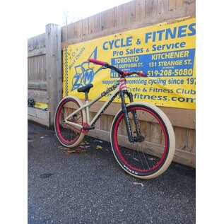 CUSTOM DARTMOOR 26PLAYER PRO RED / SANDSTORM