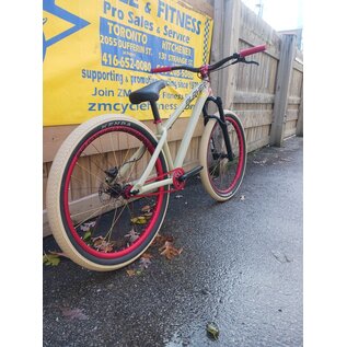 CUSTOM DARTMOOR 26PLAYER PRO RED / SANDSTORM