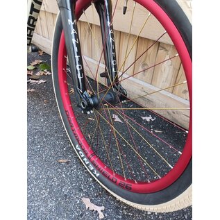 CUSTOM DARTMOOR 26PLAYER PRO RED / SANDSTORM