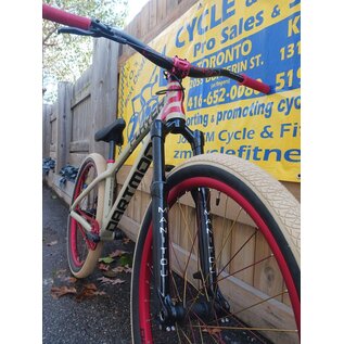 CUSTOM DARTMOOR 26PLAYER PRO RED / SANDSTORM