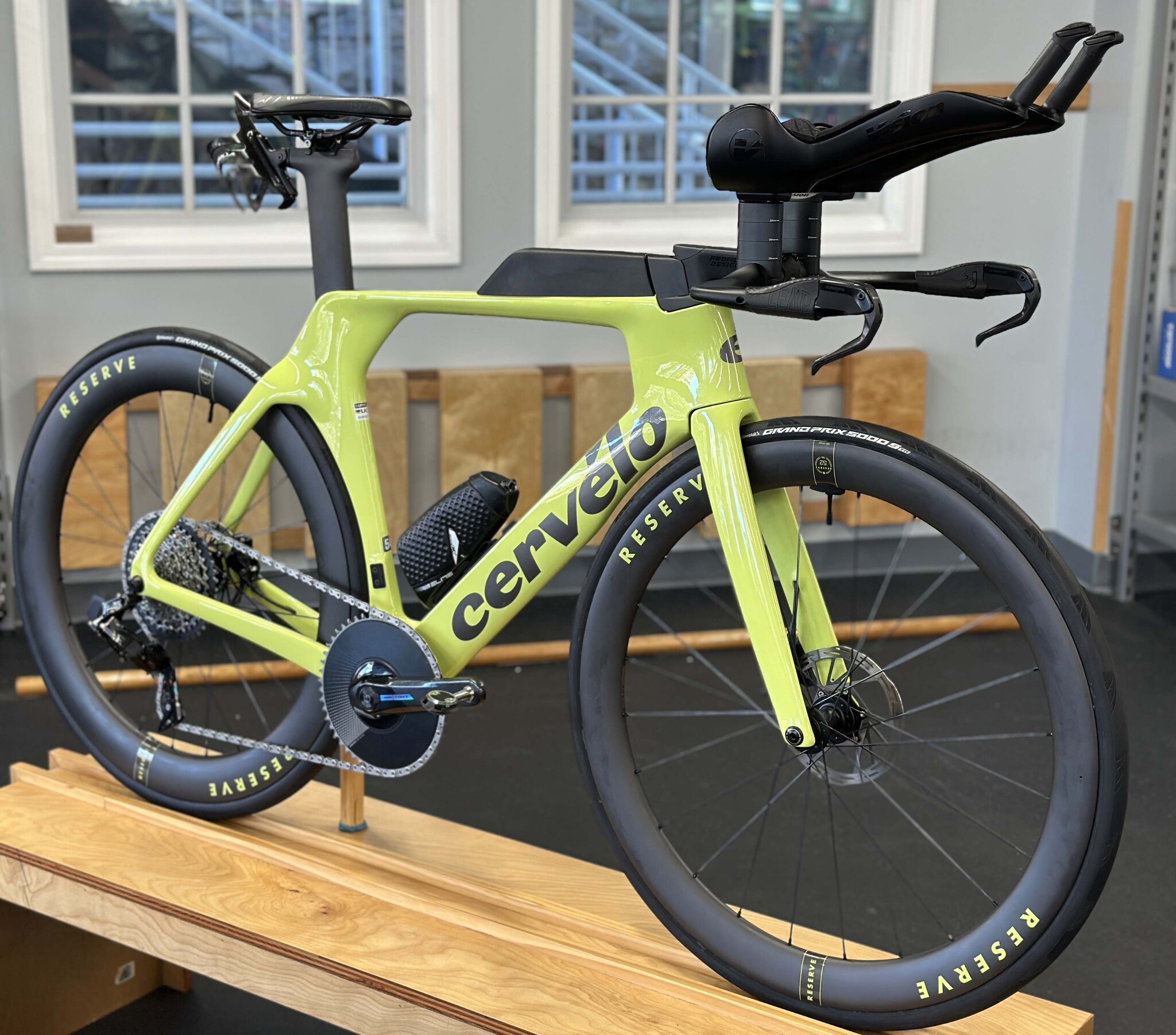 Vision Metron TFE Team extension on Cervelo P Series