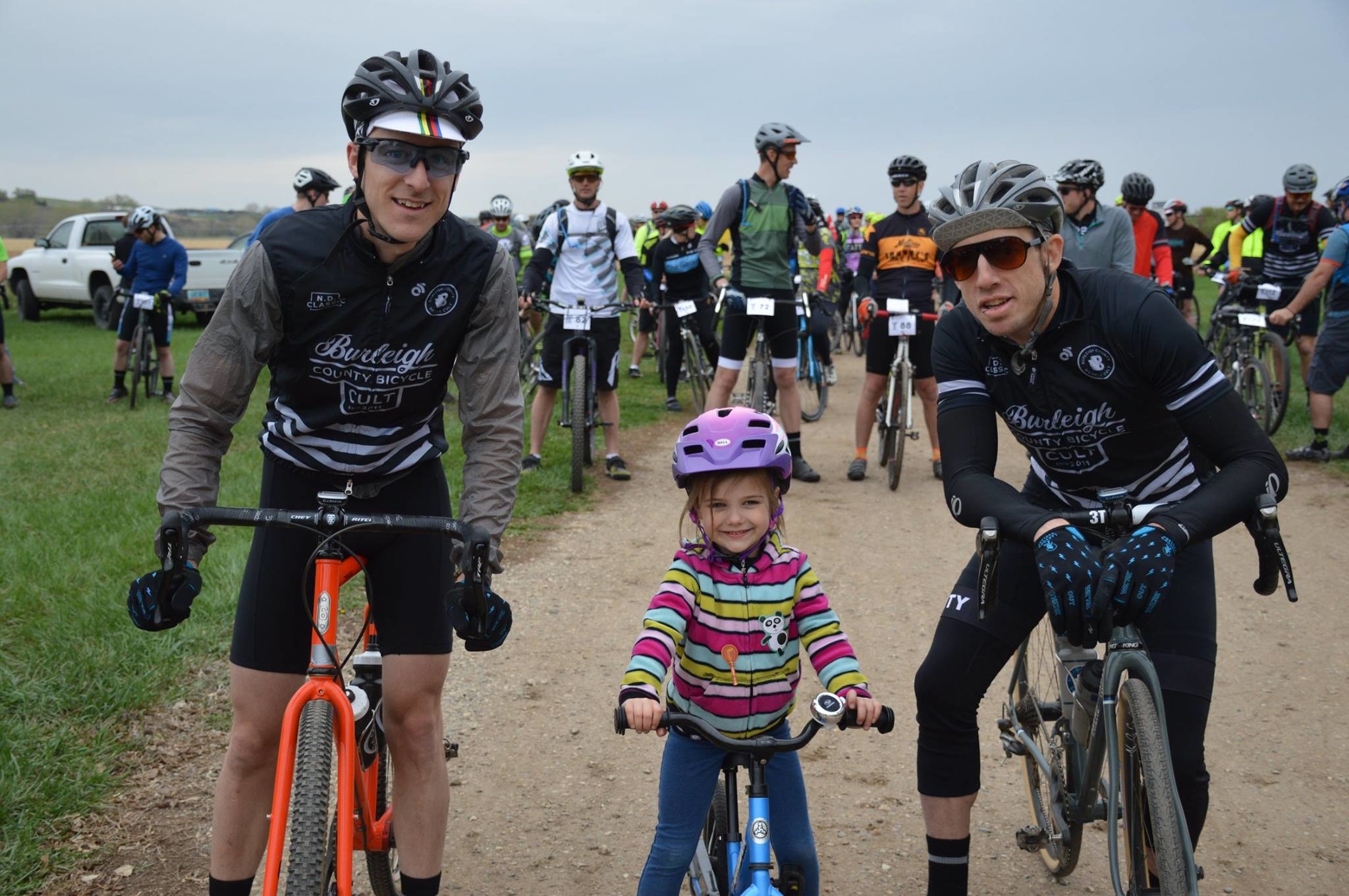 (Right- Huber, his daughter Elaina, and Easton - Start of the Cup 19 - Left BCBC MTB series Sunset Park 19)