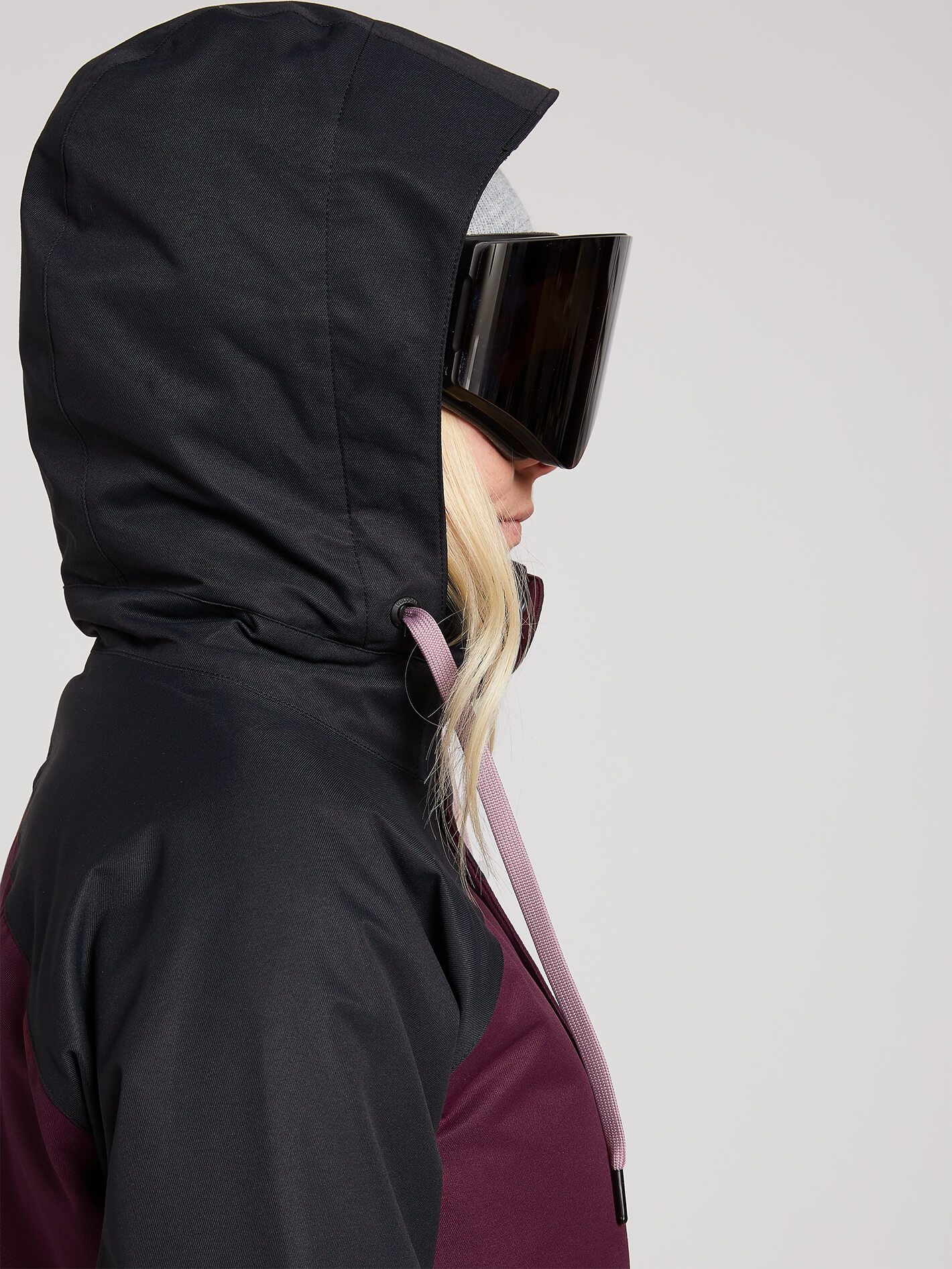 Brand New Womens 2020 Volcom Westland Insulated Snow Jacket Merlot