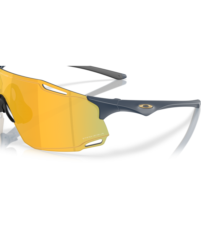 Oakley Cybr Dyno