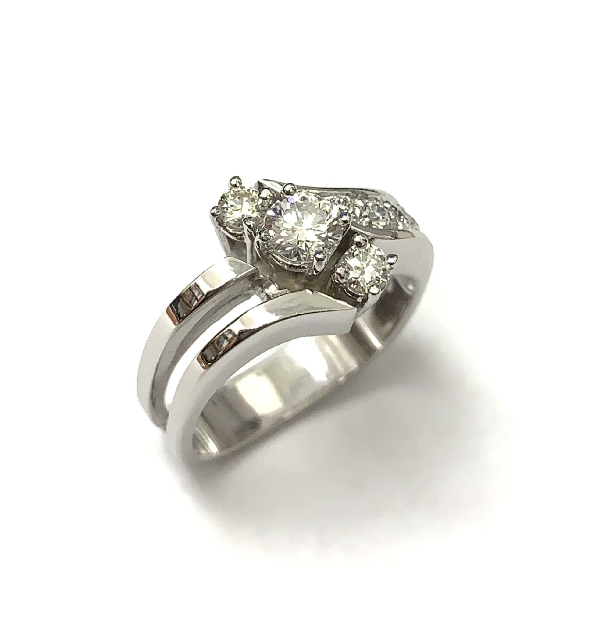 0.61ctw Contemporary Style Diamond Ring 14KW Forest of Jewels