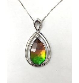 Korite Nyla Ammolite Pendant