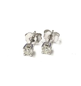 0.32ctw Diamond Studs