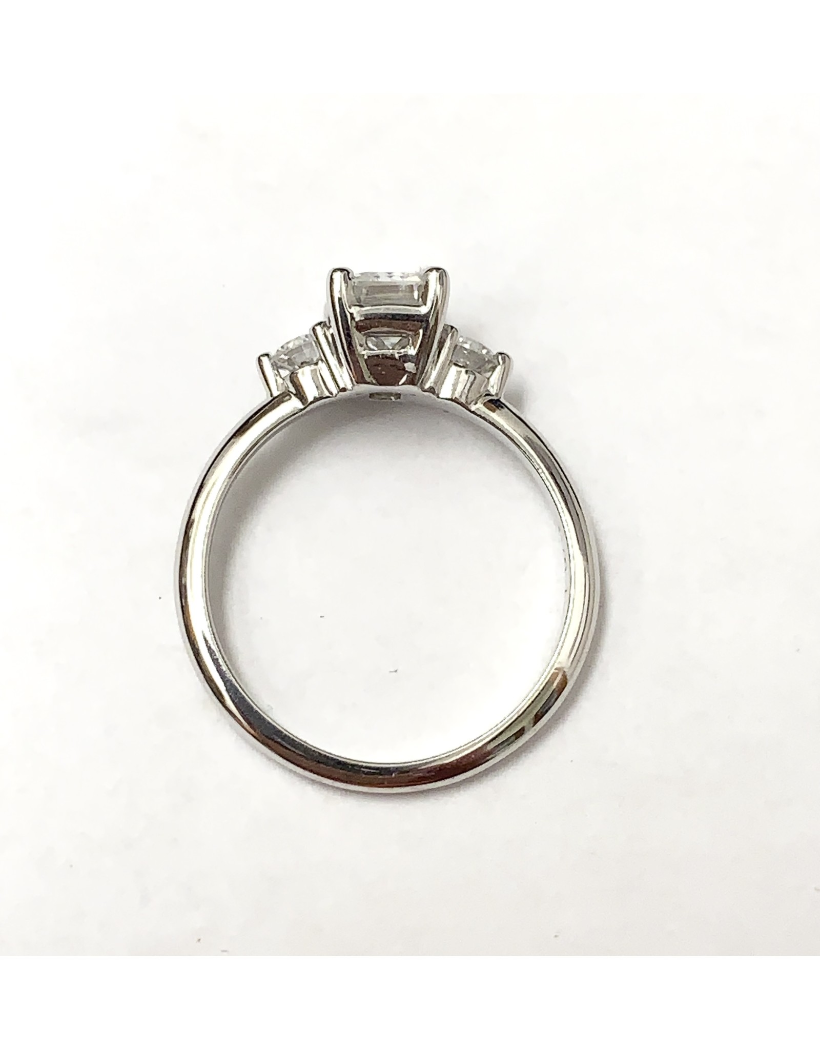 7x5mm Emerald Cut Moissanite & Lab Diamond Ring 14KW