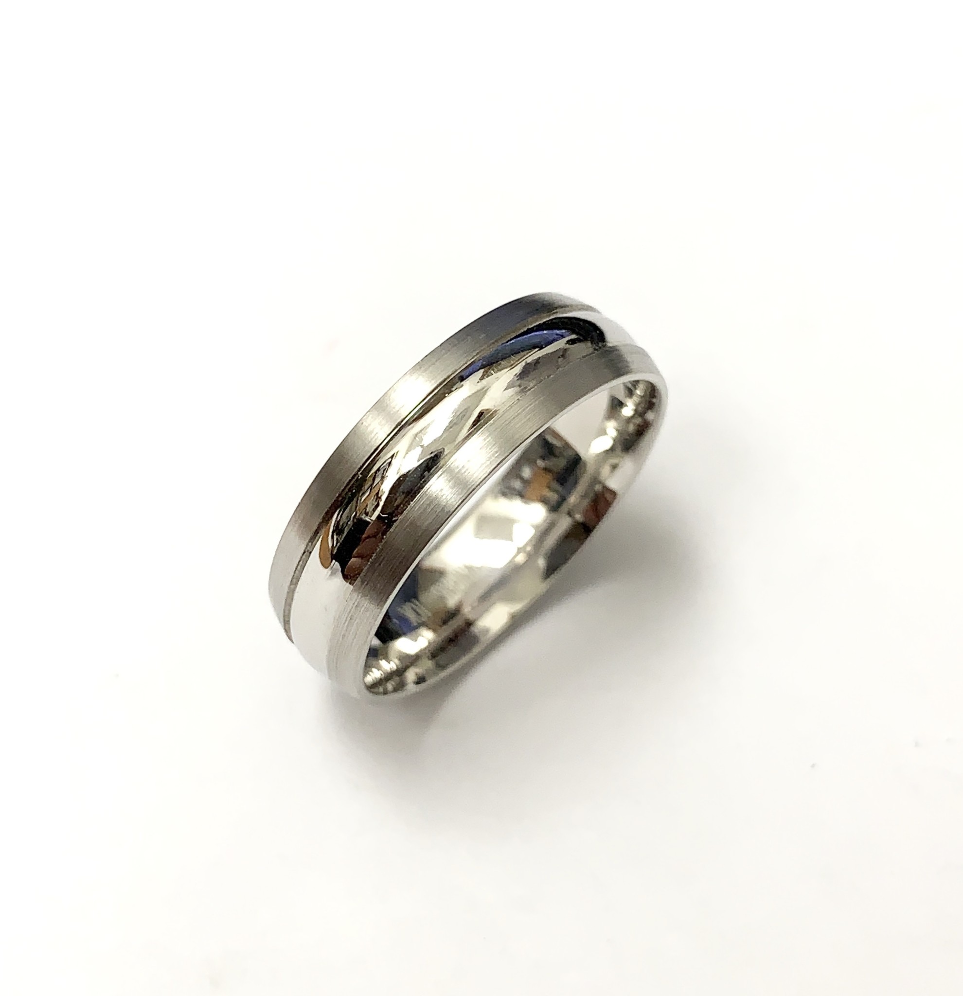 Dome Center Wedding Band 10KW - Forest of Jewels