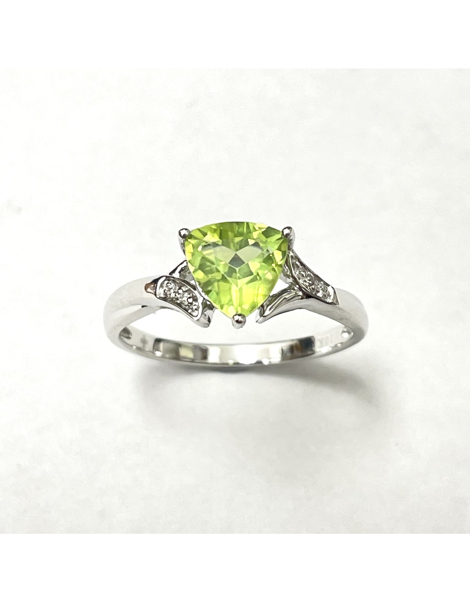 Peridot & Diamond Ring  10KW