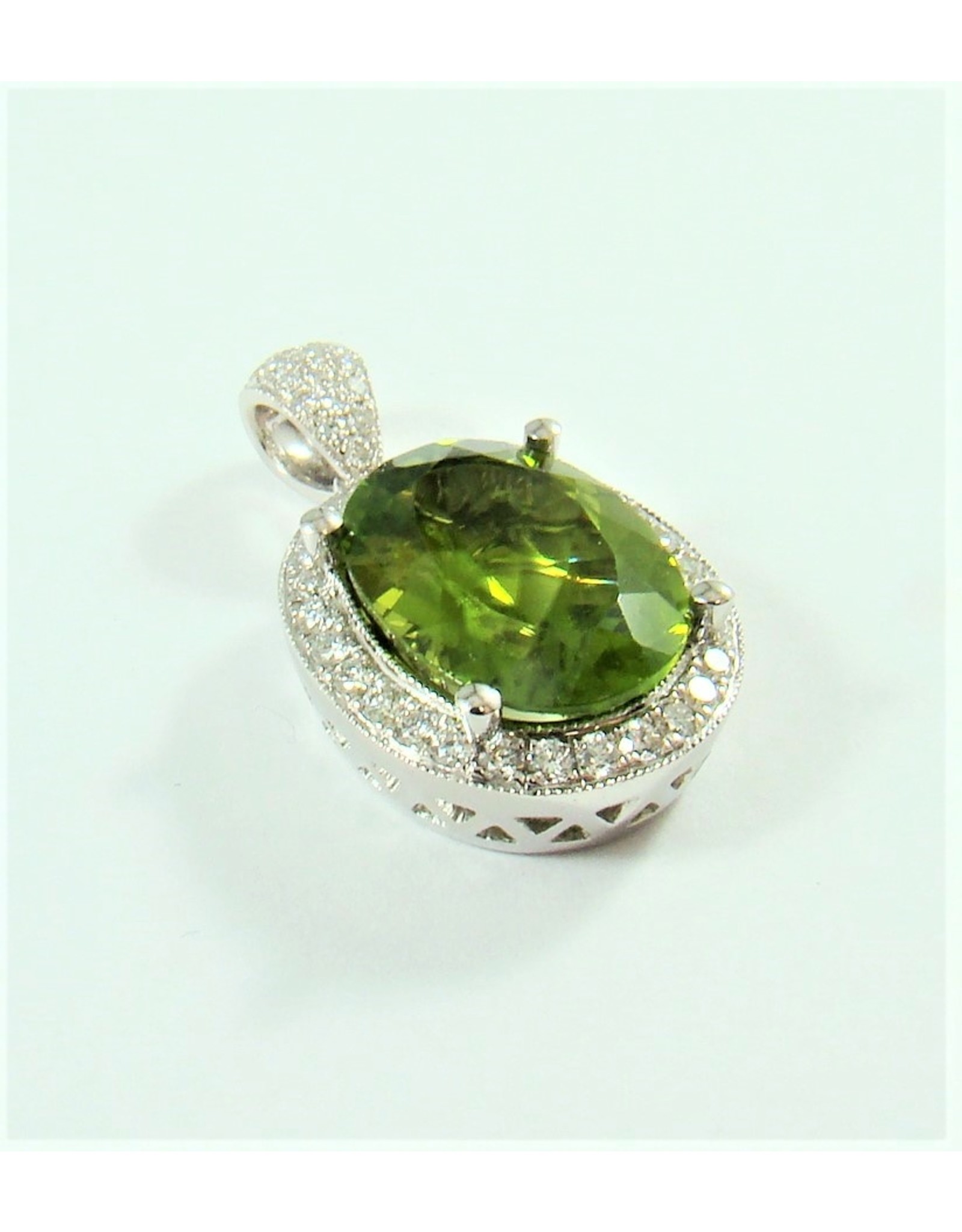 7.59ct Peridot & Diamond Pendant 18KW