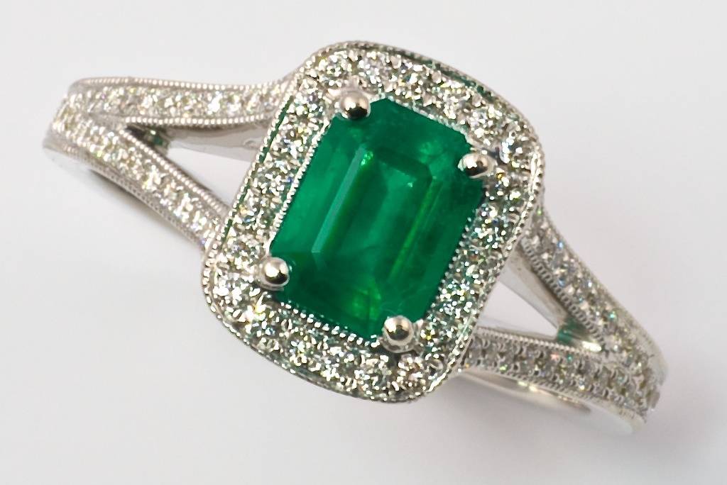 Emerald & Diamond Ring 18KW - Forest of Jewels