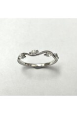 Leaf Style Diamond Ring 14KW
