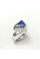 2.26ct Tanzanite & Diamond Ring 14KW