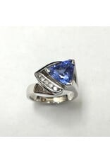 2.26ct Tanzanite & Diamond Ring 14KW