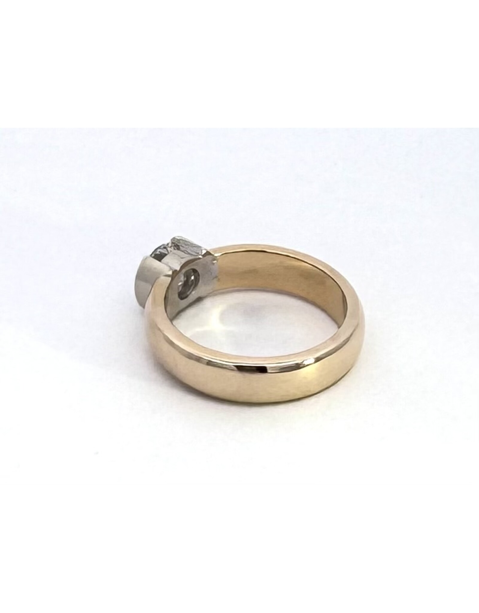 Semi-Bezel Set Solitaire Semi-Mount Ring 14KYW