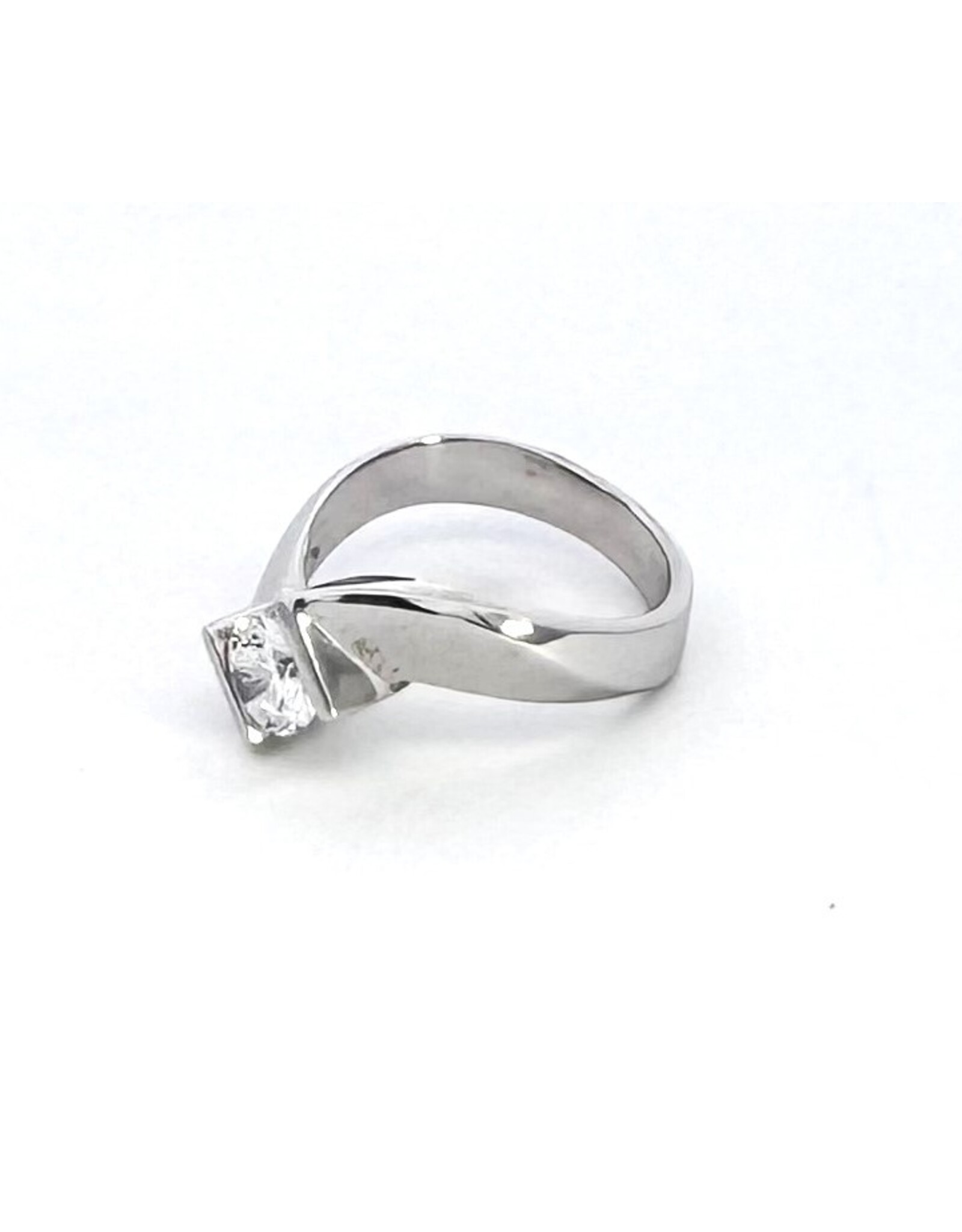 Channel Twist Solitaire Semi-Mount Ring 14KW