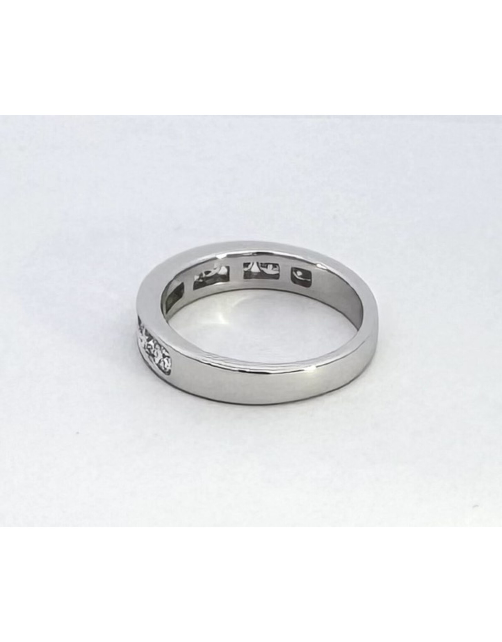 0.95ctw Channel Lab Diamond Ring 14KW