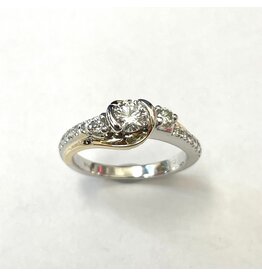 0.74ctw Custom Twist Diamond Ring