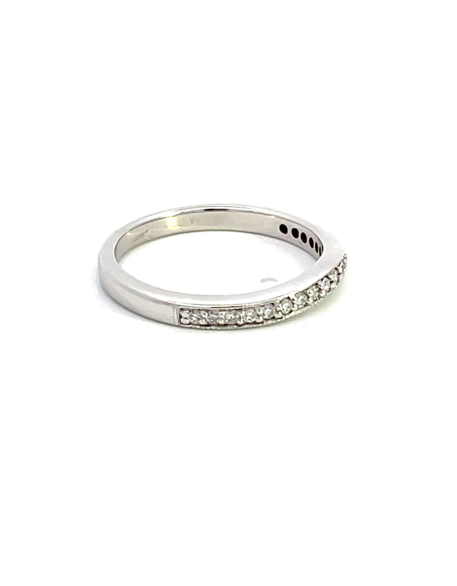 Custom Curved Diamond Band 14KW