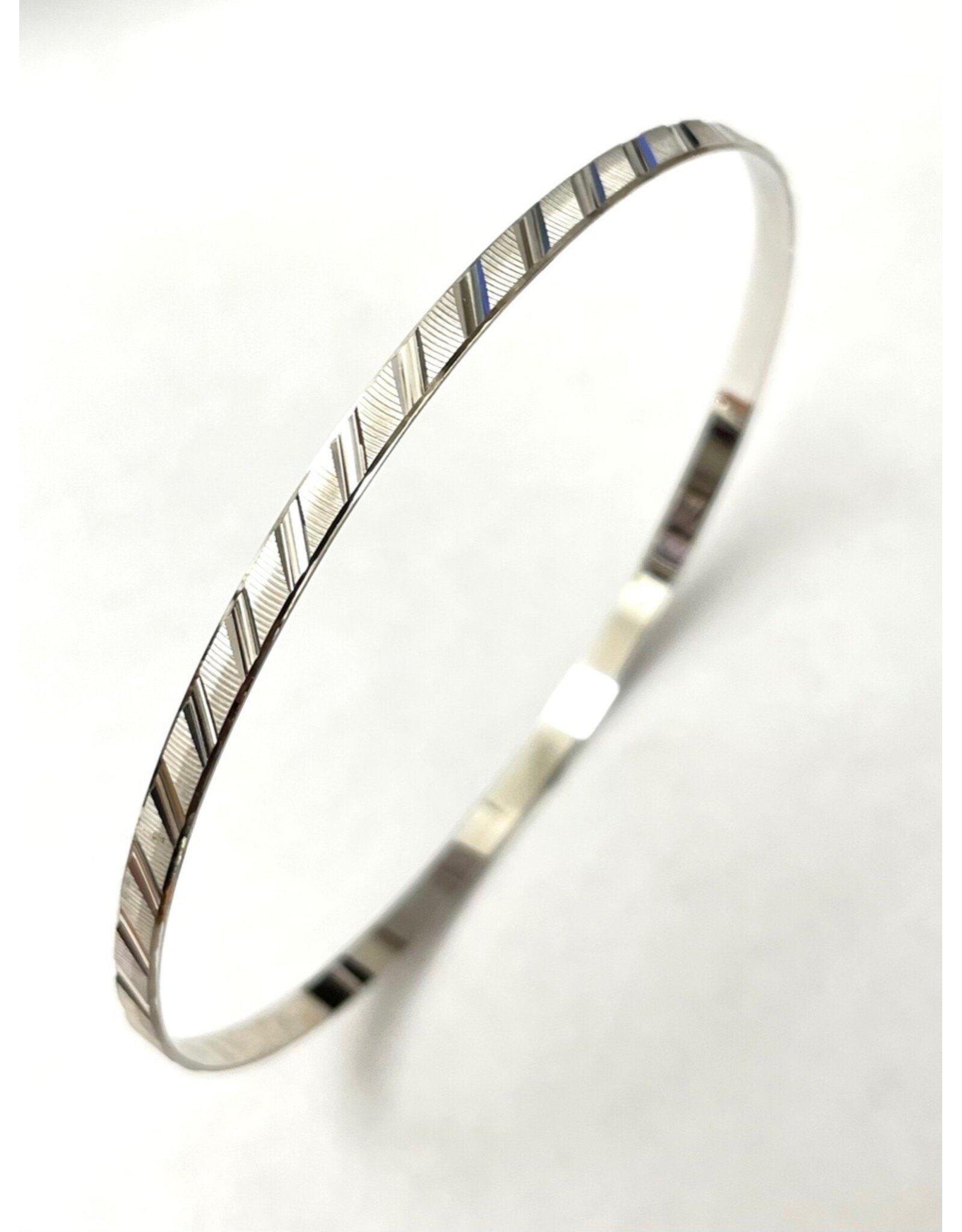 3mm Diamond Cut Bangle 10KW