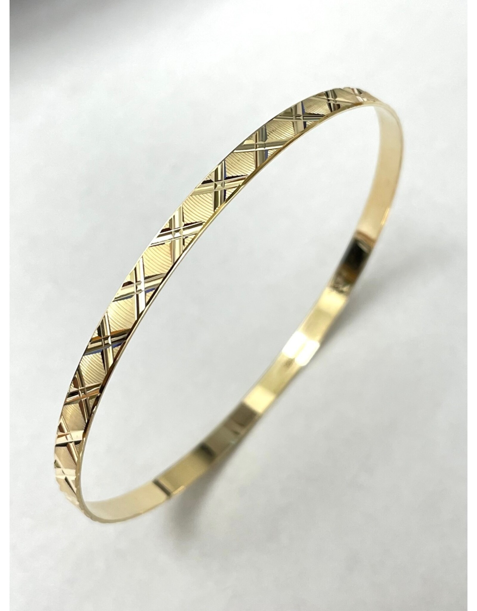 4mm Diamond Cut Bangle 10KY
