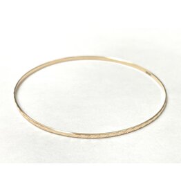 2mm Diamond Cut Bangle