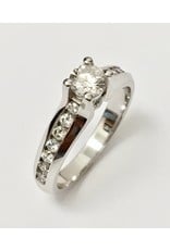 0.39ct Main Diamond Ring (0.84ctw) 14KW