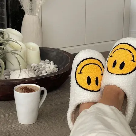 Oceanic Inc Happy Face Slippers Yellow