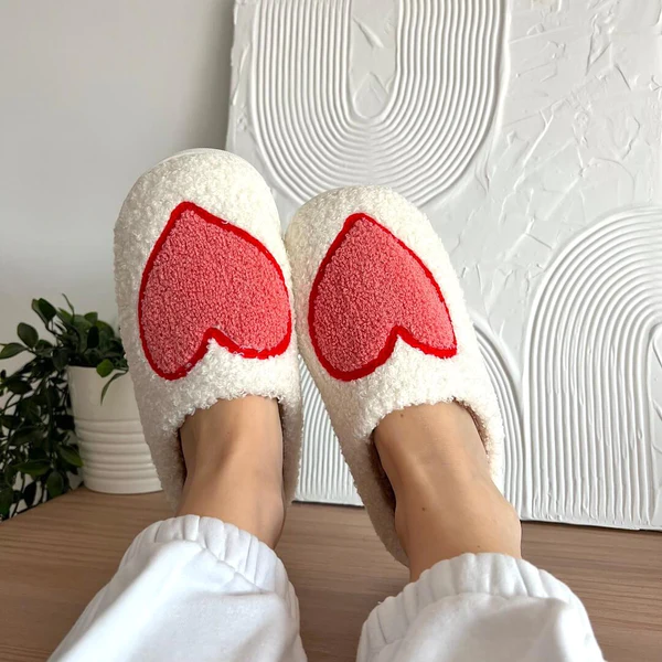 Oceanic Inc Sherpa Big Heart Slippers