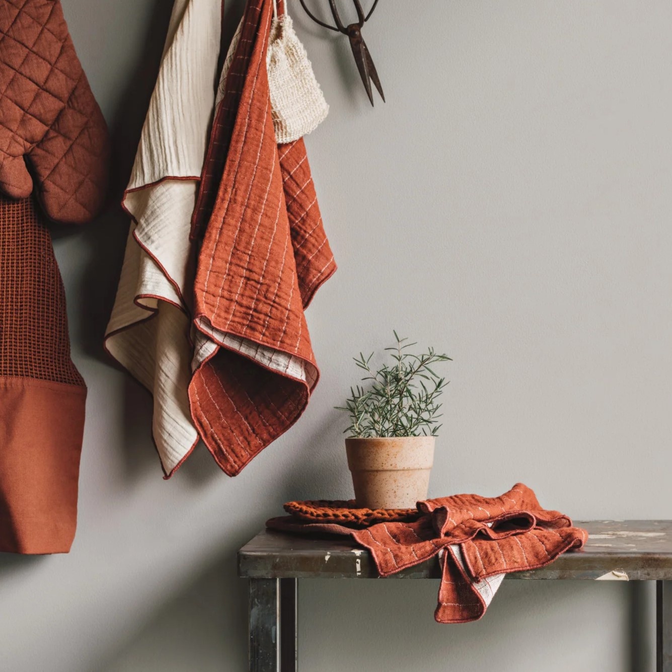 Danica Cinnamon Stick Mercado Tote