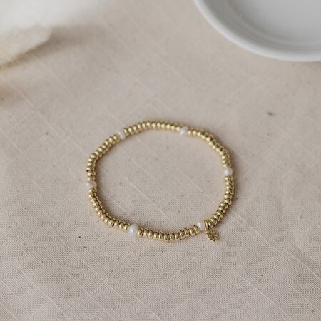 Glee Trixie Bracelet Gold/White Pearl