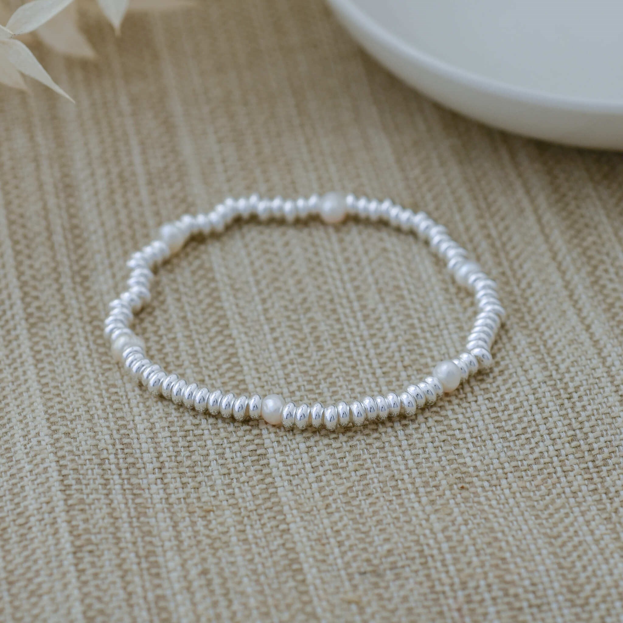 Glee Trixie Bracelet Silver/White Pearl