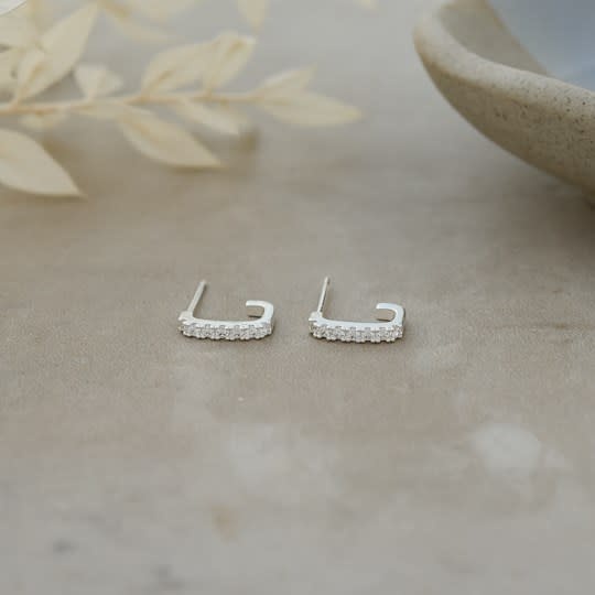 Glee Smitten Studs Silver