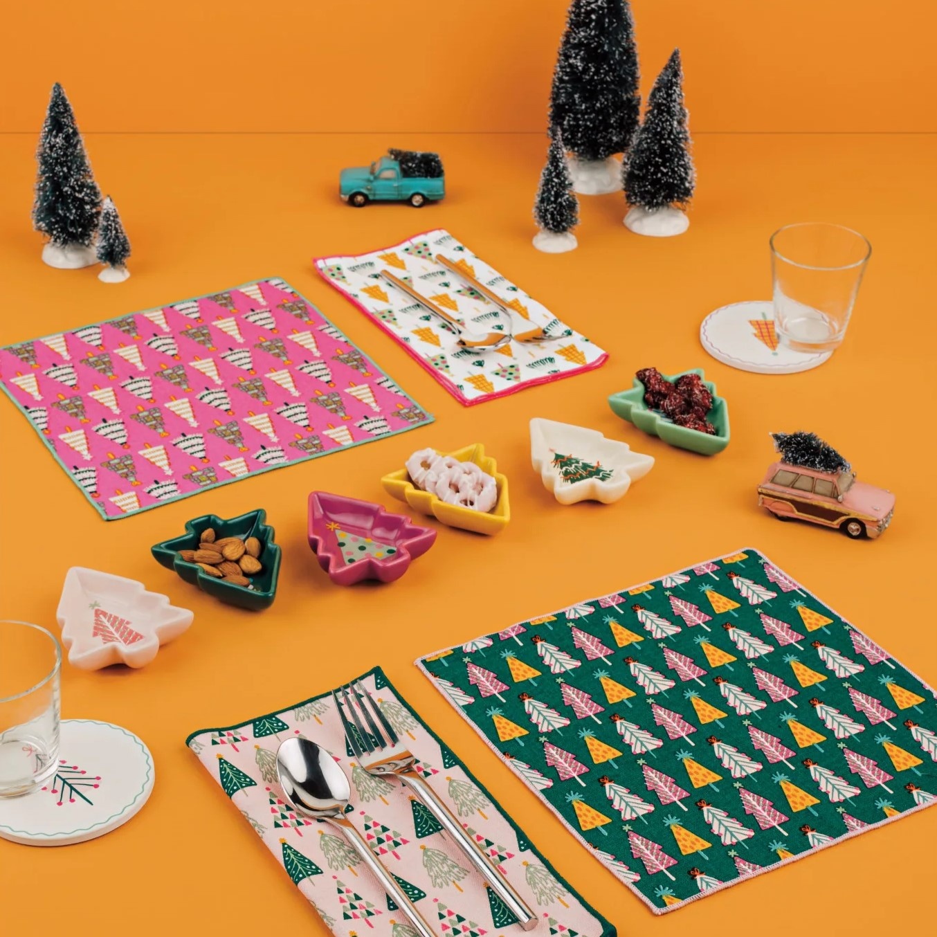 Danica Jubilee Glitzmas Tree Pinch Bowl (Individual)