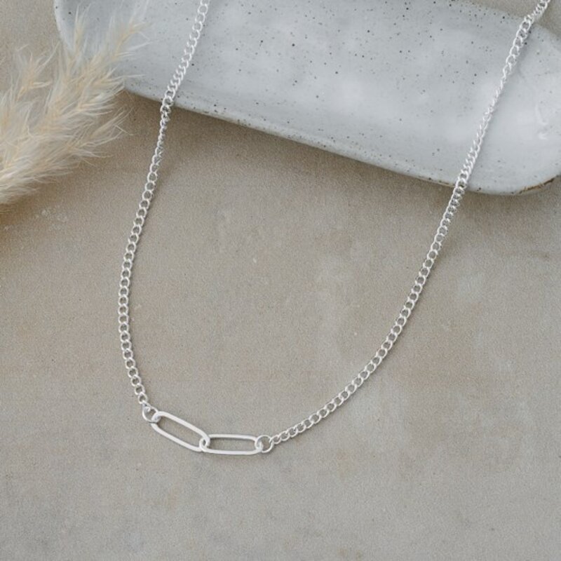 Glee Forever Necklace Silver
