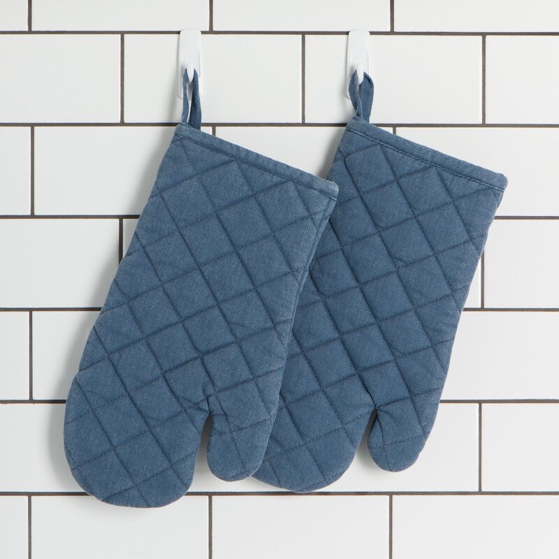 Danica Heirloom Midnight Stonewash Oven Mitt