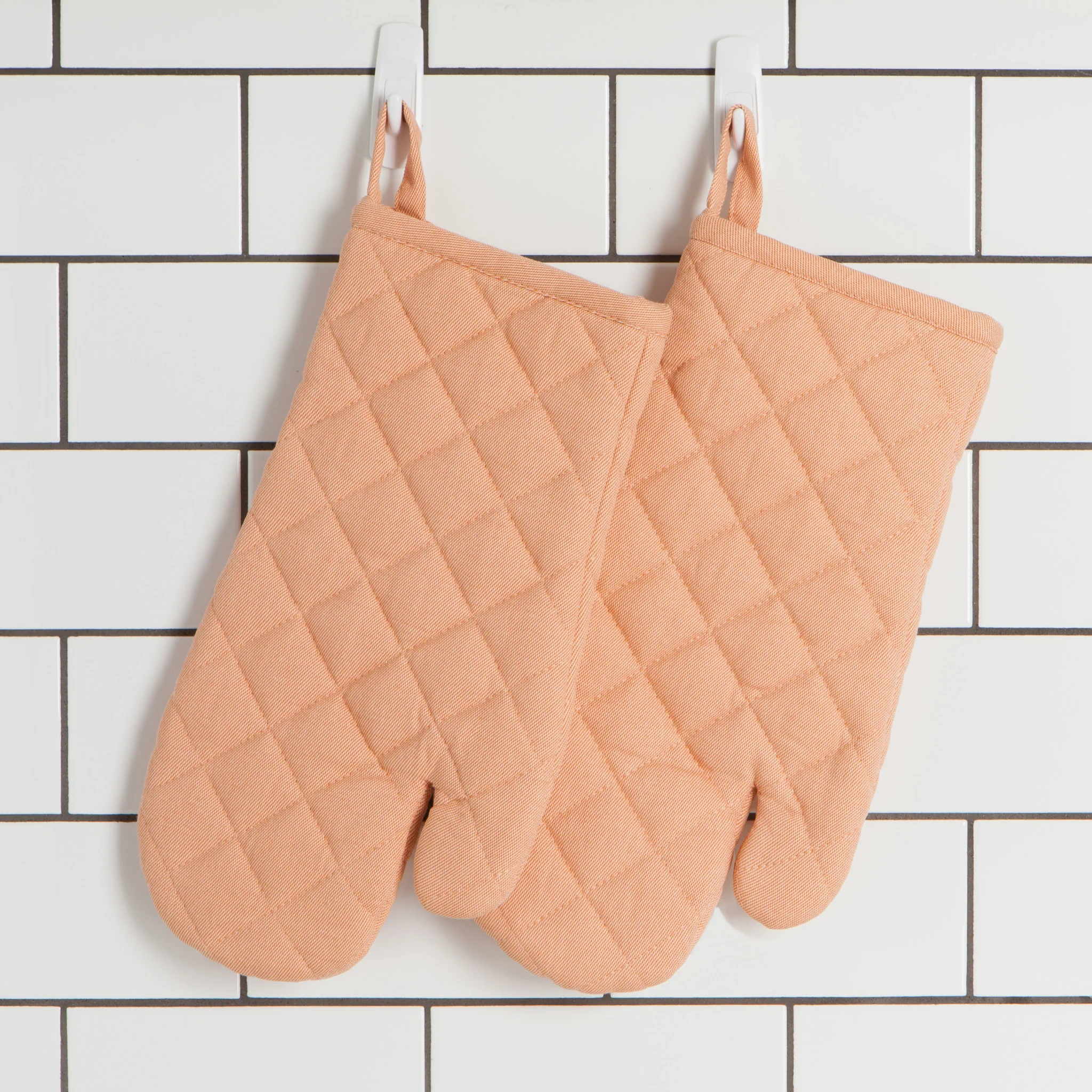 Danica Heirloom Nectar Stonewash Oven Mitt