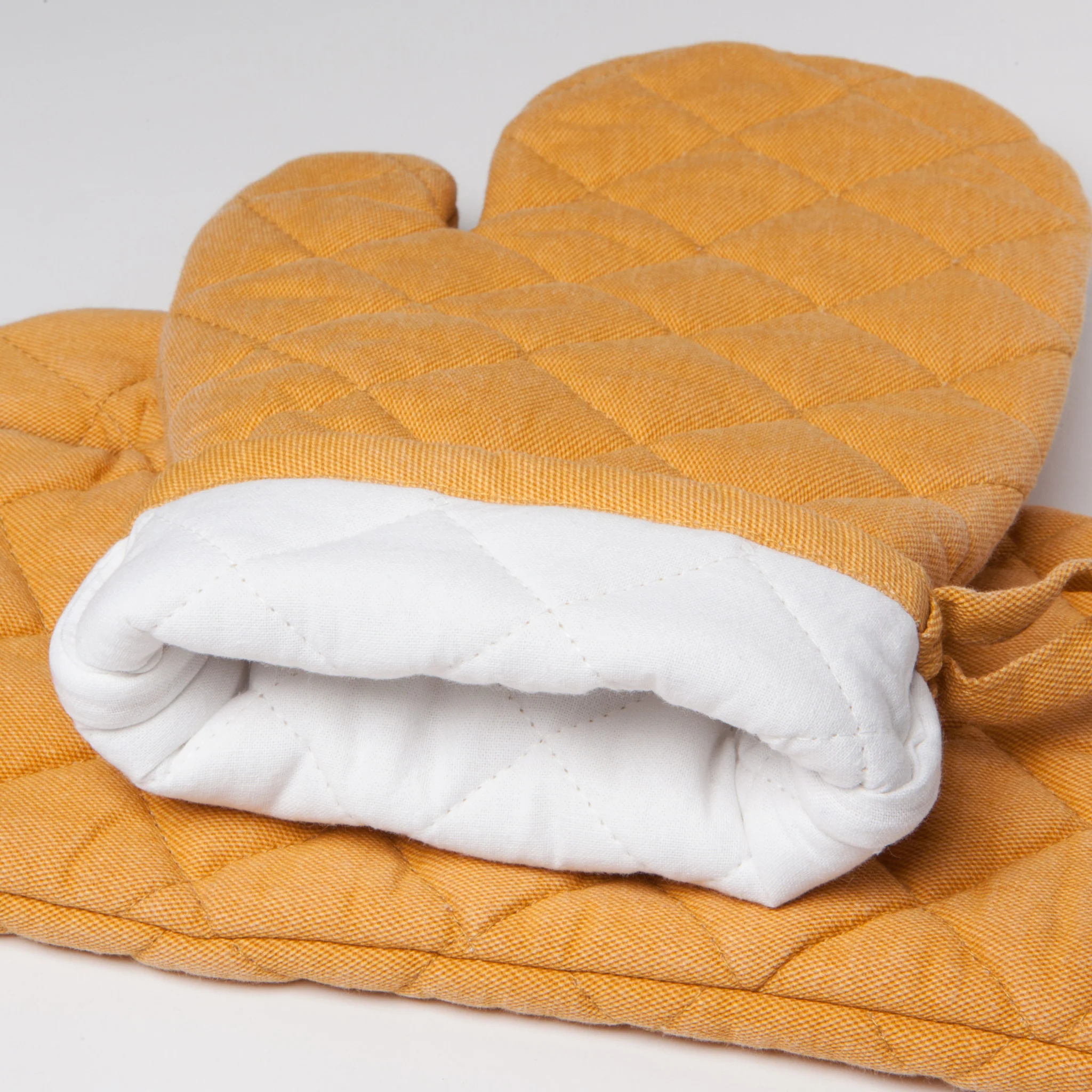 Danica Heirloom Ochre Stonewash Oven Mitt