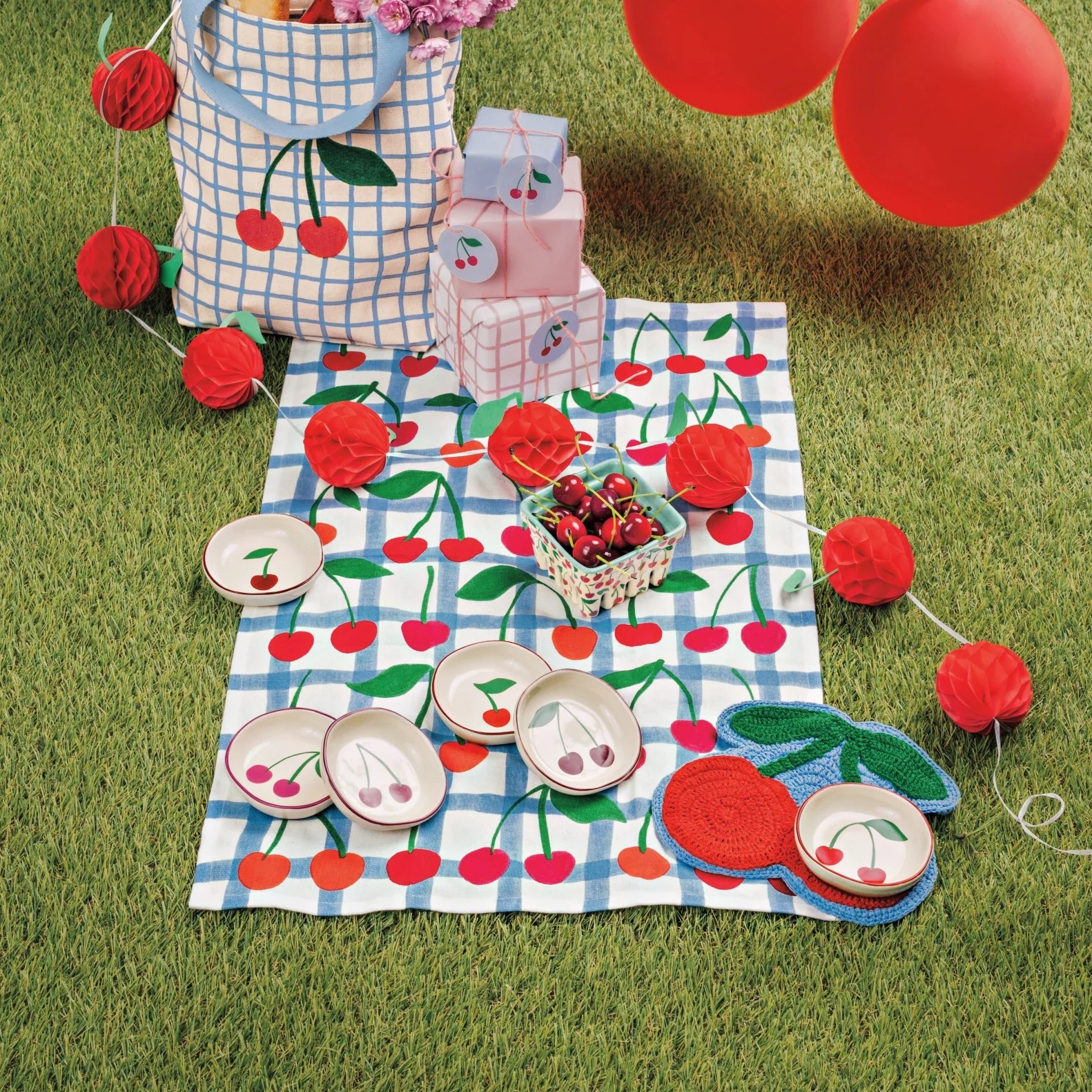 Danica Jubilee Very Cherry Printed Dishtowel