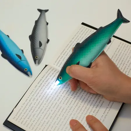 Kikkerland Fish Flashlight