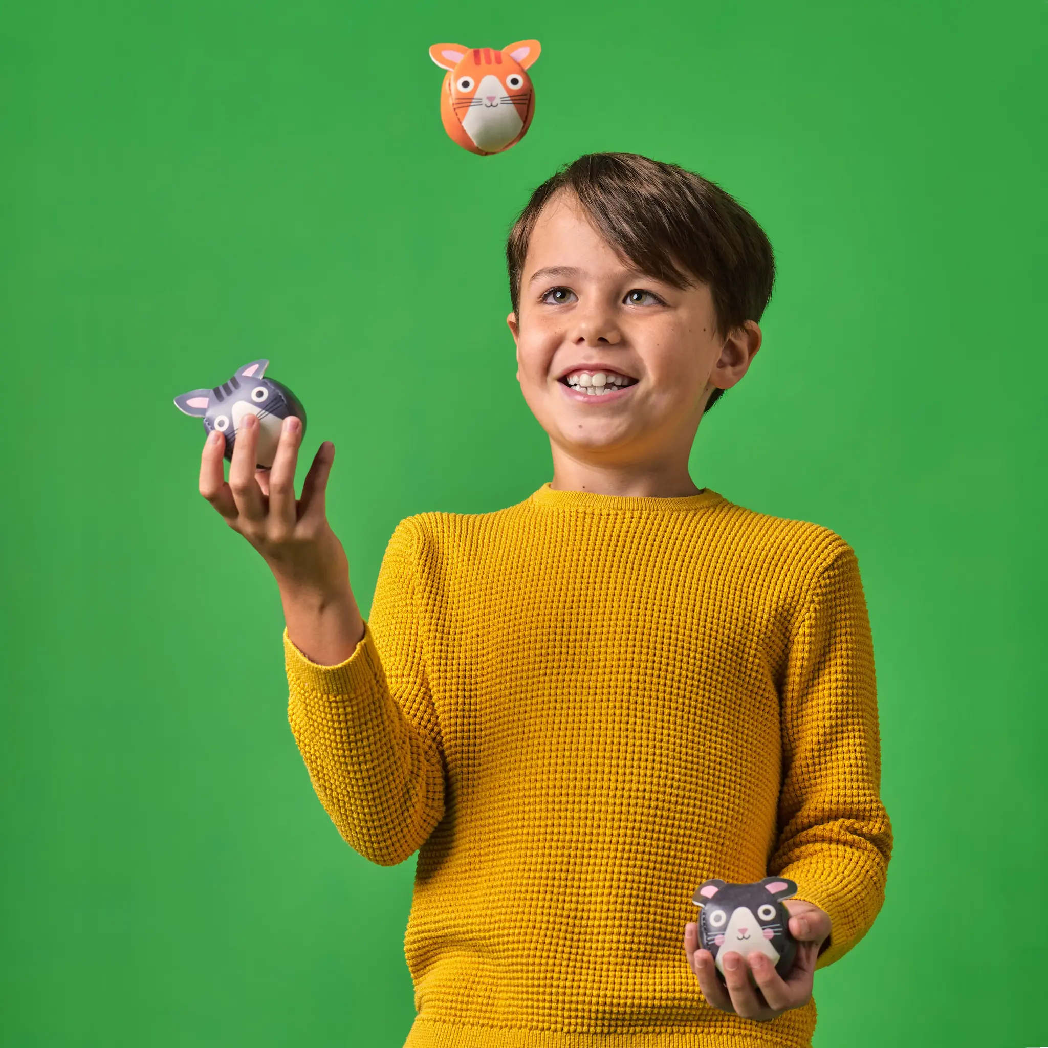 Kikkerland Kidoki Three Cats Juggling Balls