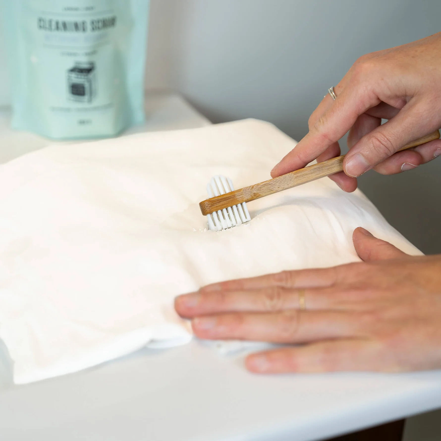 Mint Cleaning Cleaning Scrub (350g)